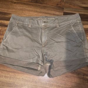 Size 14 American eagle tan shorts